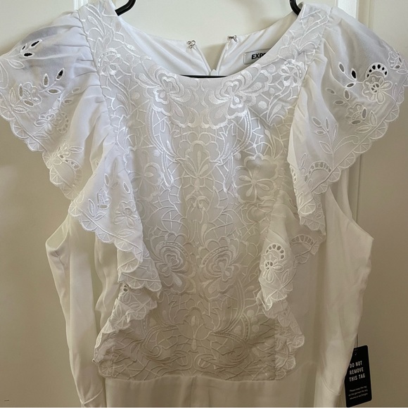 Express Women’s Lace Romper - Picture 6 of 6